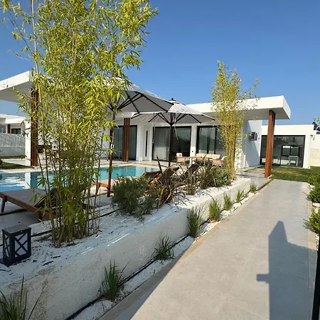 Villa Ashta - Zen 2 *