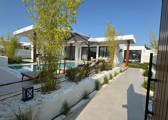 Villa Ashta - Zen 2 *